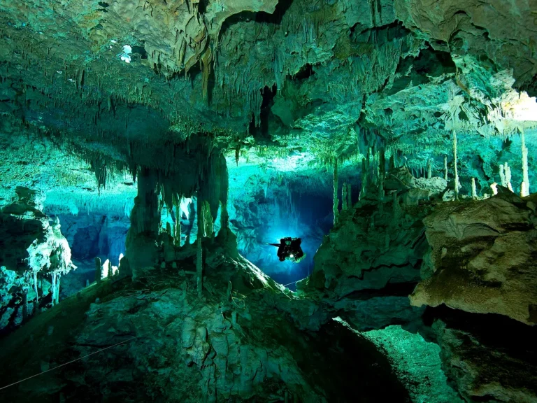 Program wyprawy Meksyk & Belize – dzień 2: Cenota Dos Ojos + cenota The Pit